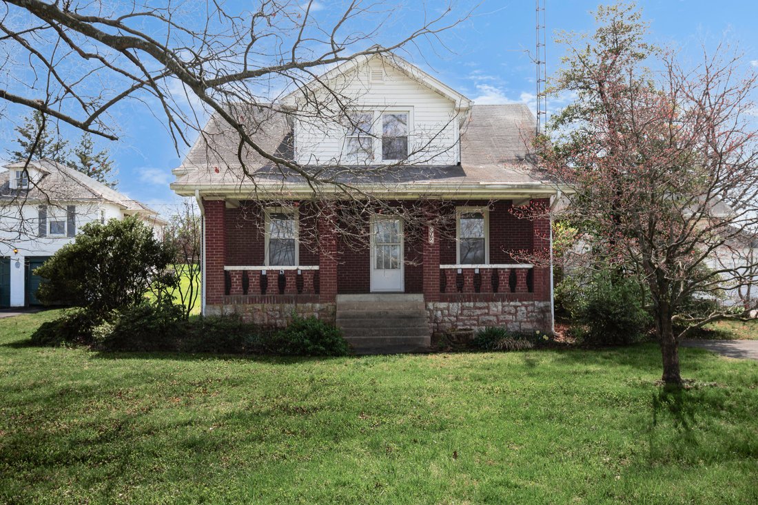 House in Versailles, Kentucky, United States 1 - 18177097