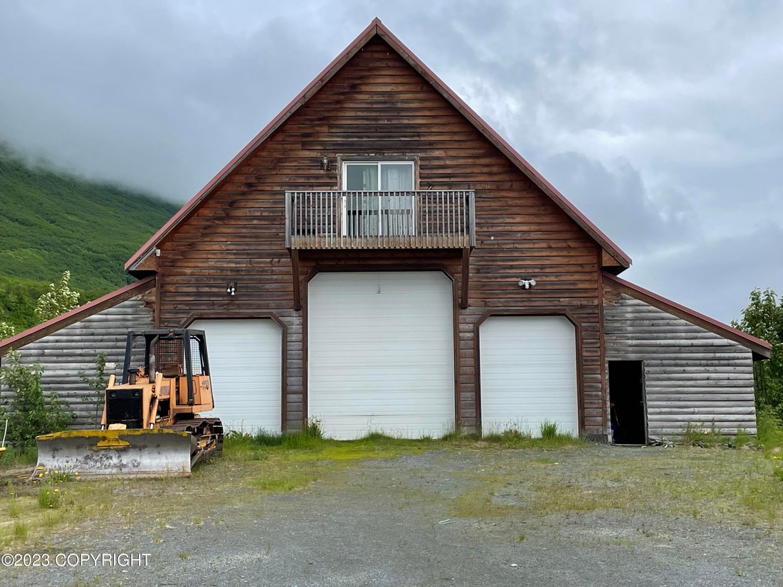 House in Valdez, Alaska, United States 4 - 18176062