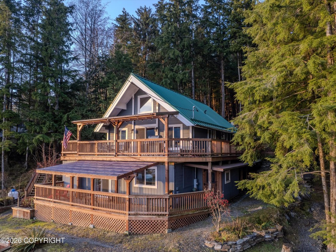 Ketchikan, Alaska, United States 3 - 18175654
