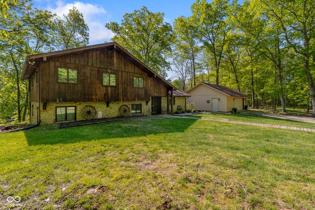 House in Nashville, Indiana, United States 1 - 18177232