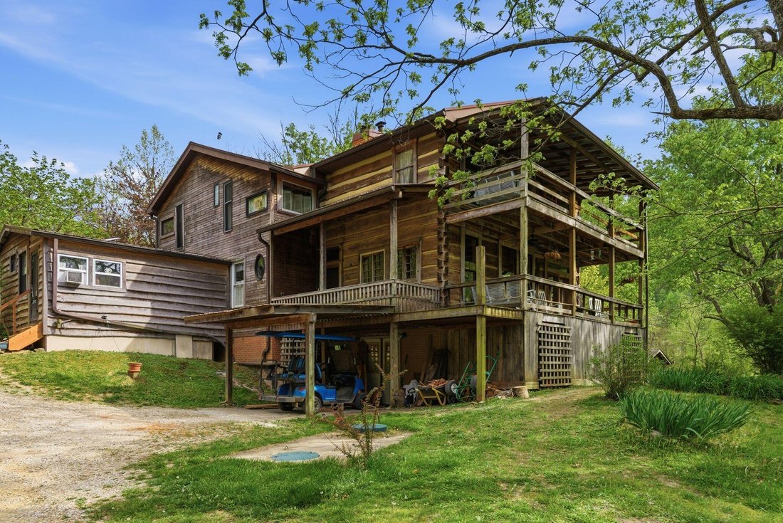 House in Irvine, Kentucky, United States 3 - 18177166