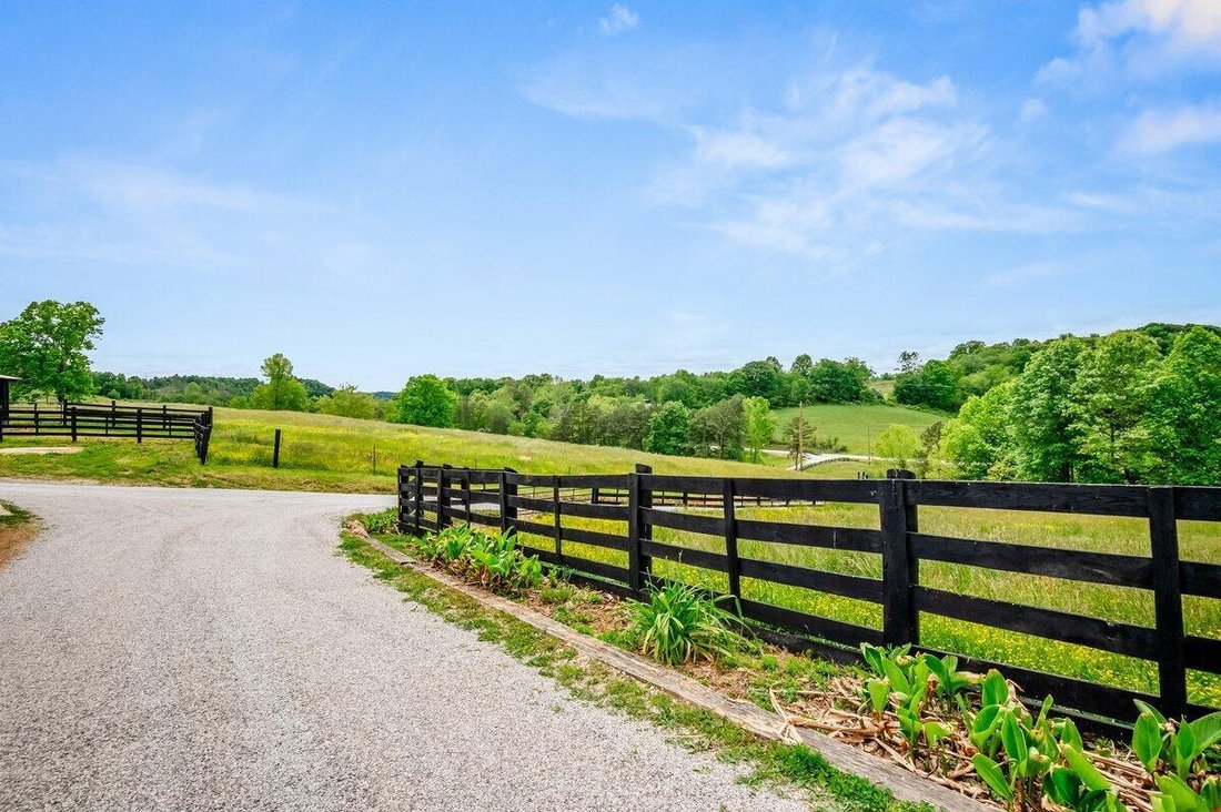 House in Annville, Kentucky, United States 4 - 18176953