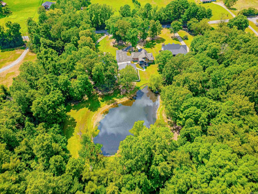 House in Bryant, Arkansas, United States 3 - 18176737