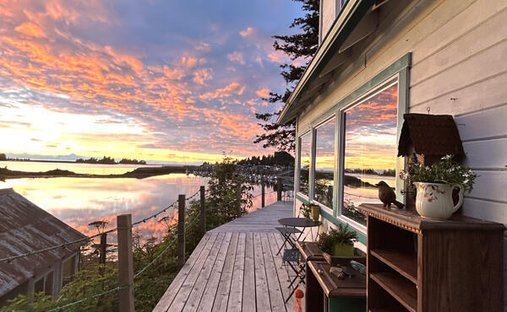 House in Seldovia, Alaska, United States 1