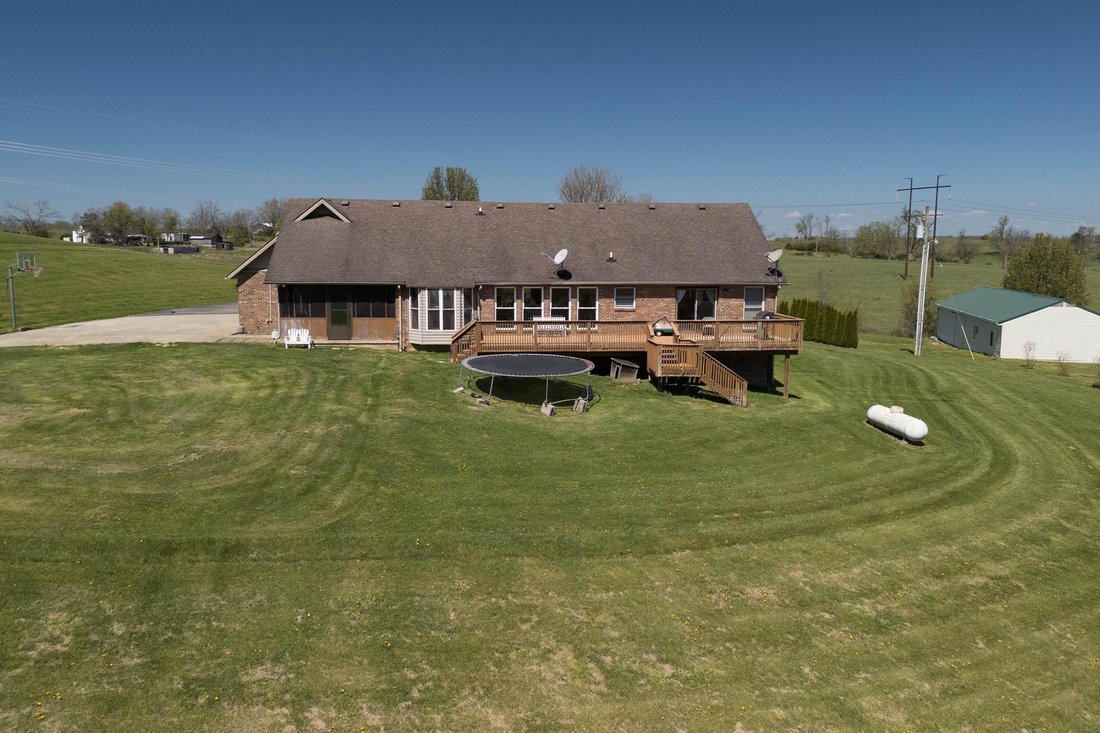 House in Winchester, Kentucky, United States 3 - 18176795