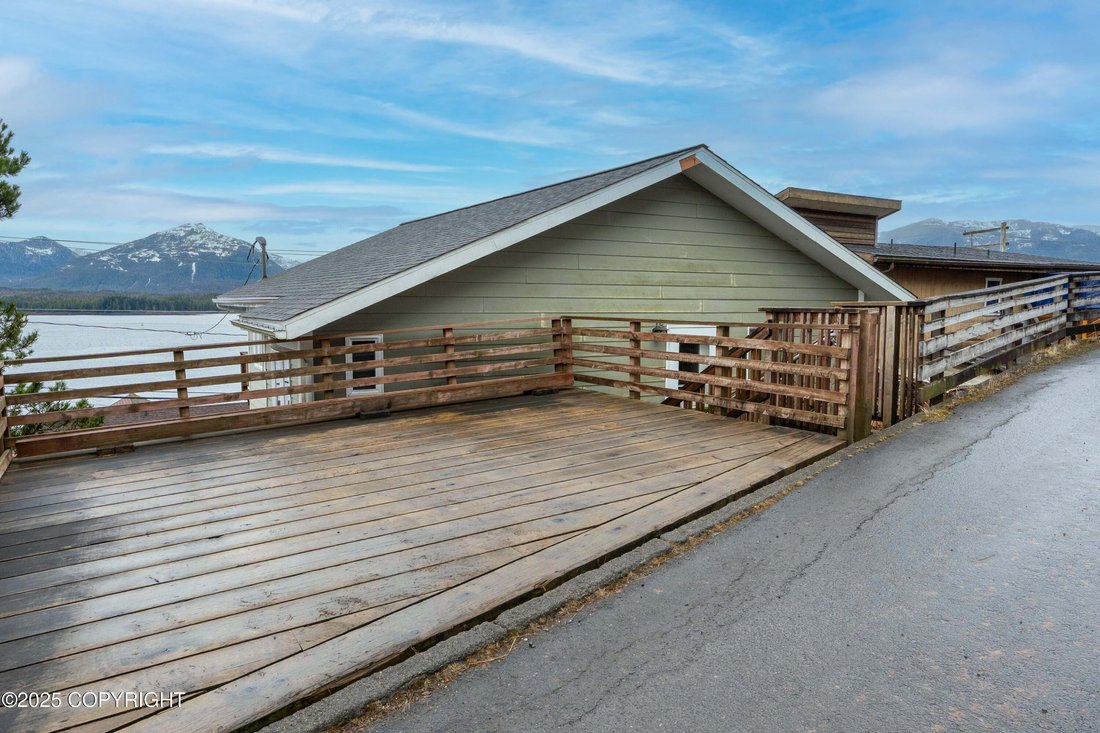Ketchikan, Alaska, United States 4 - 18175603