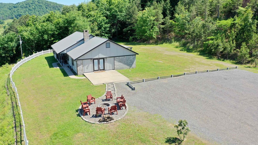 House in Mena, Arkansas, United States 1 - 18175769