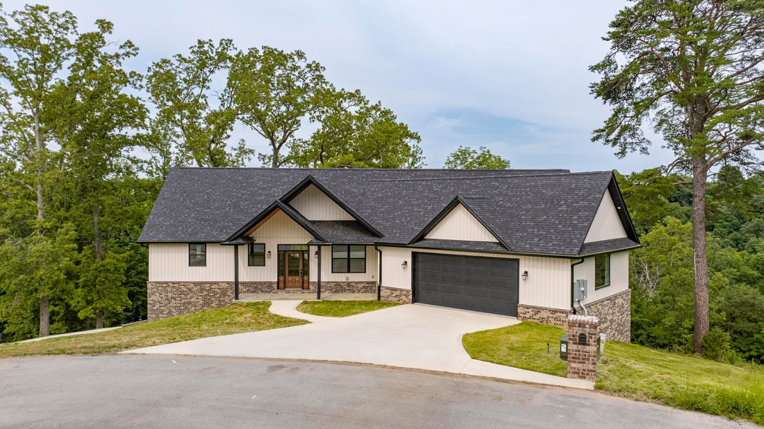 House in Bronston, Kentucky, United States 1 - 18177001
