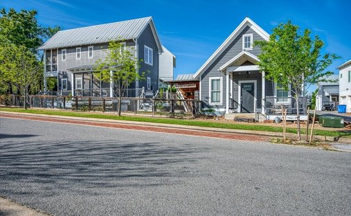 House in Carlton Landing, Oklahoma, United States 1
