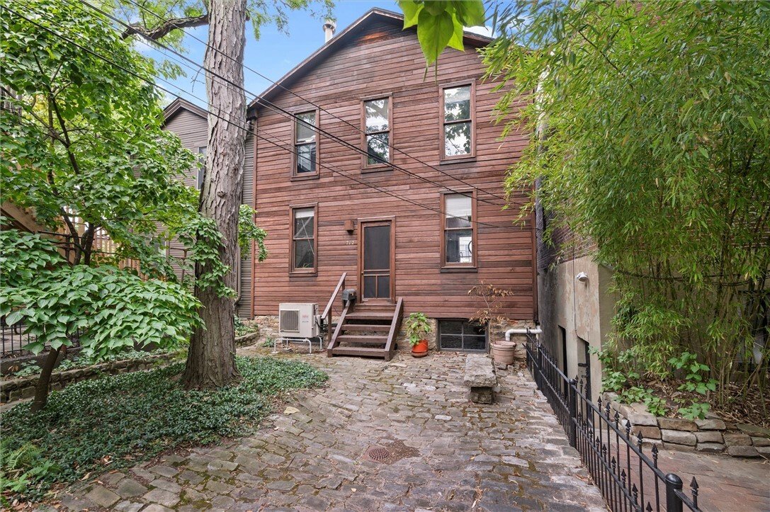 House in Pittsburgh, Pennsylvania, United States 2 - 18180998