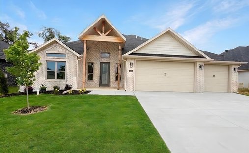 House in Centerton, Arkansas, United States 1