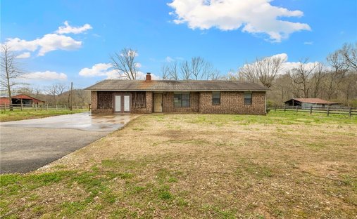 House in Johnson, Arkansas, United States 1