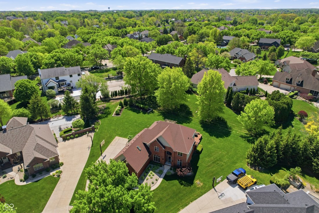 House in Greenwood, Indiana, United States 2 - 18177505