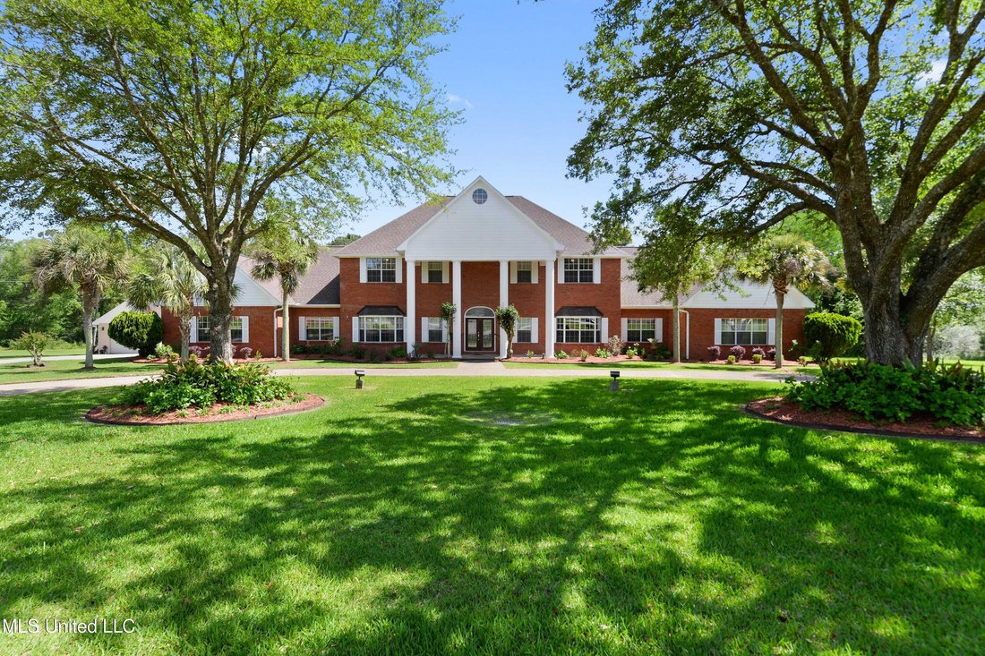 House in Gulfport, Mississippi, United States 1 - 18178745