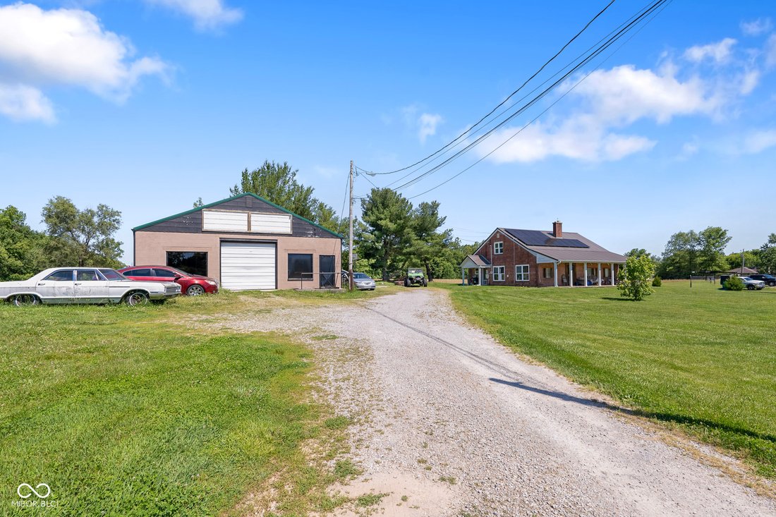 House in Seymour, Indiana, United States 5 - 18177753