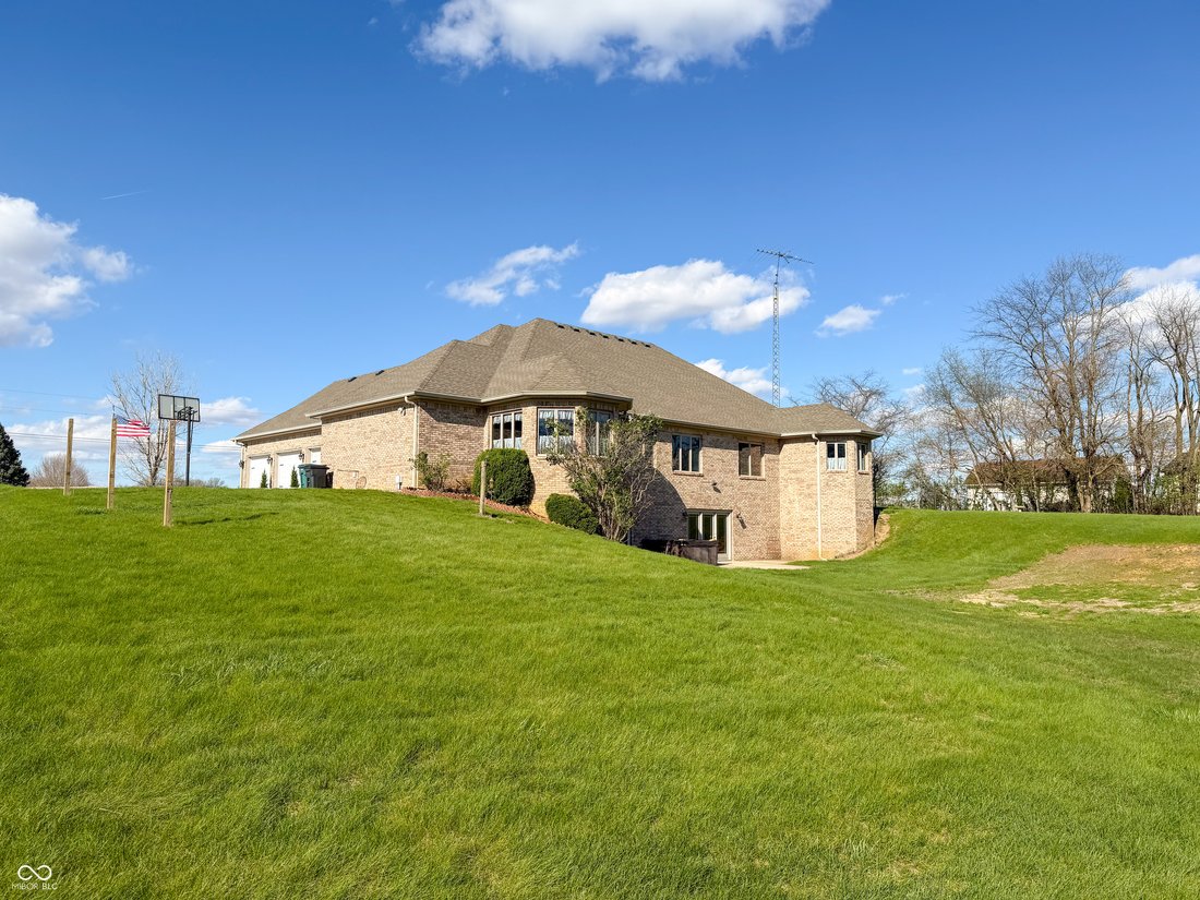 House in Crawfordsville, Indiana, United States 4 - 18177832