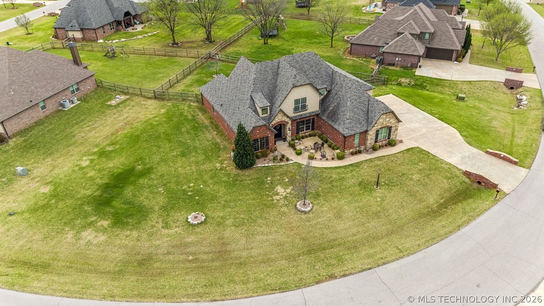 House in Owasso, Oklahoma, United States 3 - 18178460