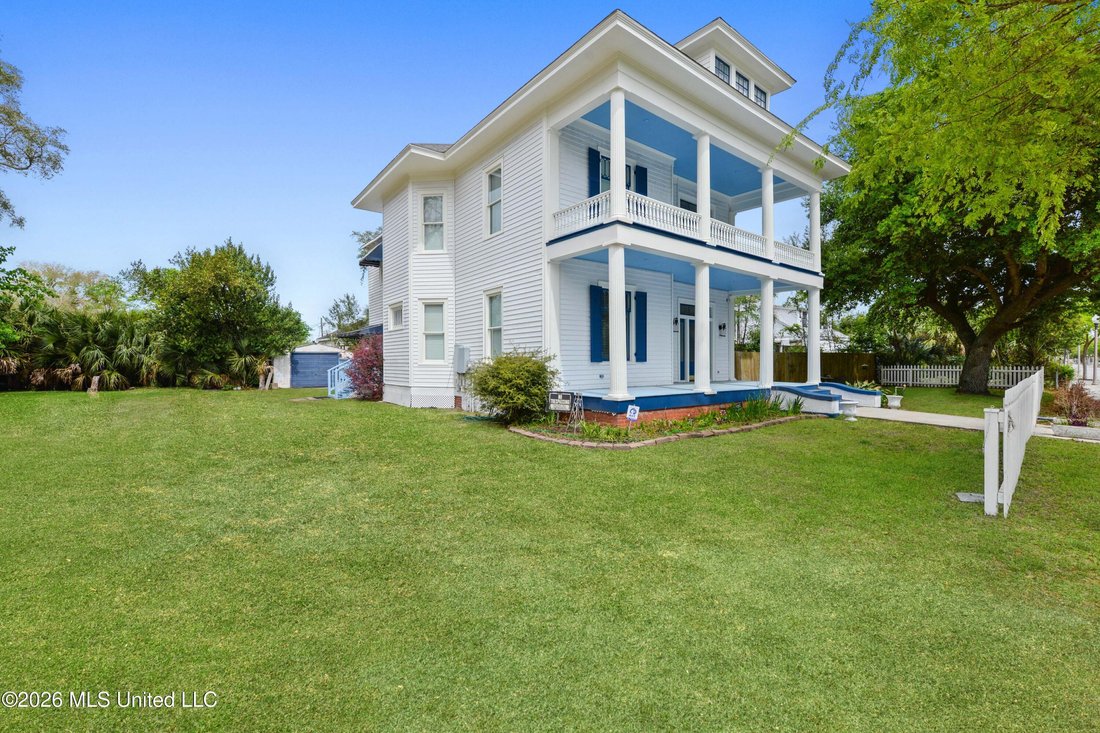 House in Biloxi, Mississippi, United States 2 - 18179202