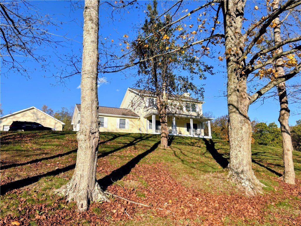 House in Claysville, Pennsylvania, United States 4 - 18180391