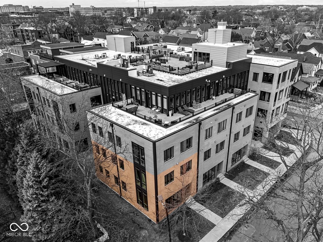 Condo in Indianapolis, Indiana, United States 1 - 18177360