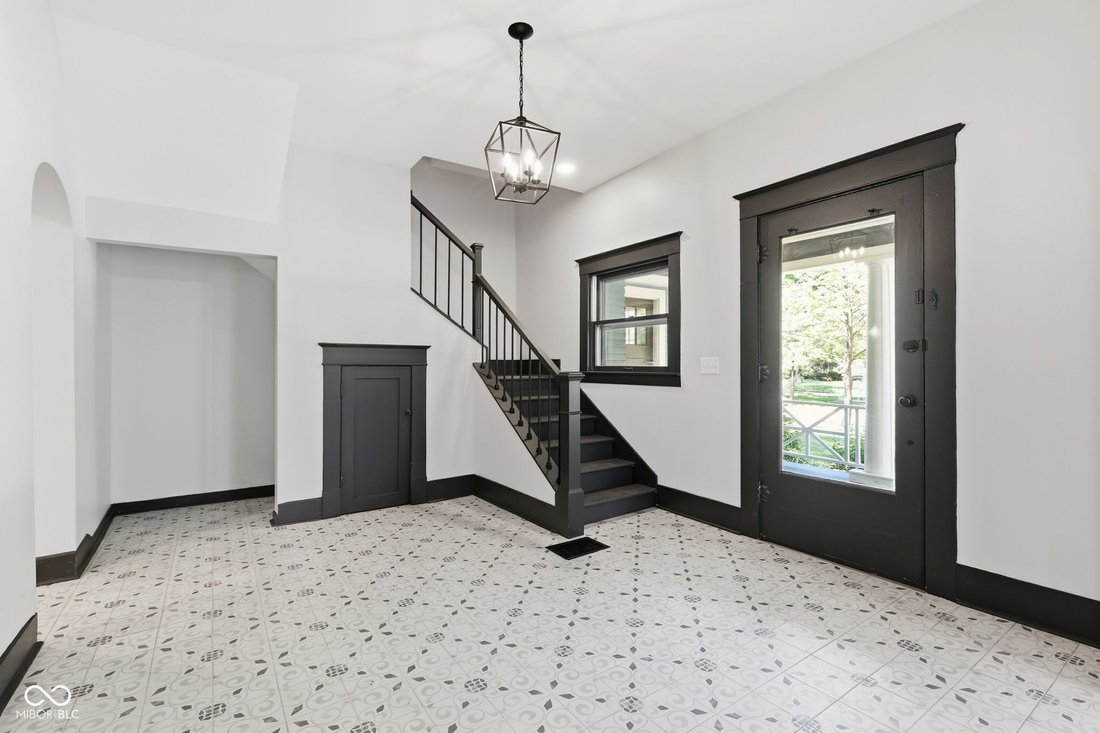 House in Indianapolis, Indiana, United States 5 - 18177894