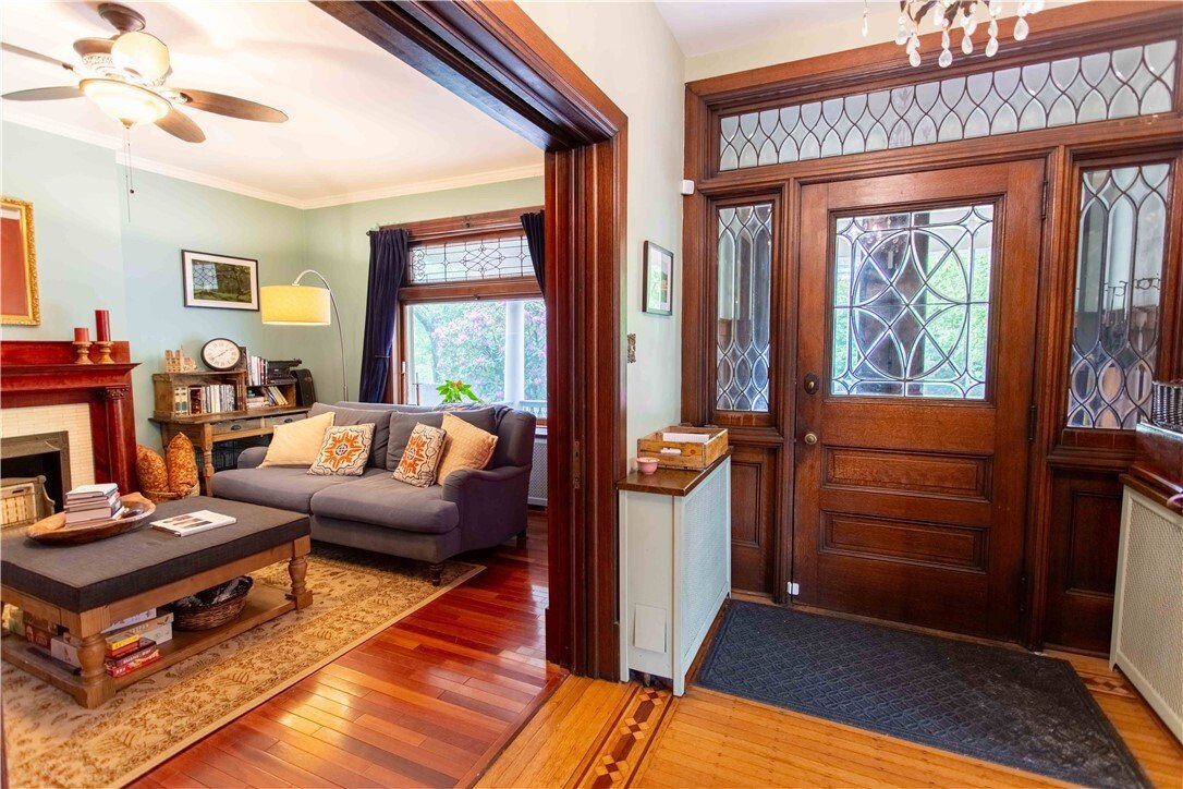 House in Pittsburgh, Pennsylvania, United States 3 - 18180973