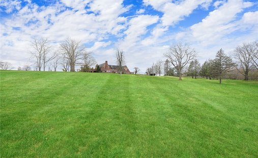 House in Natrona Heights, Pennsylvania, United States 1