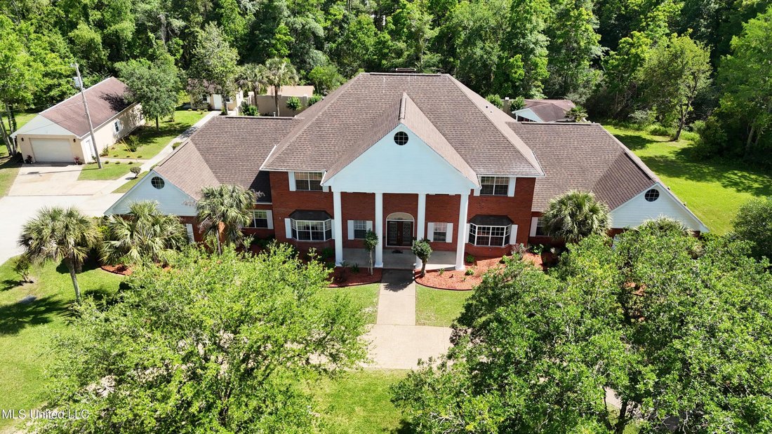 House in Gulfport, Mississippi, United States 2 - 18178745