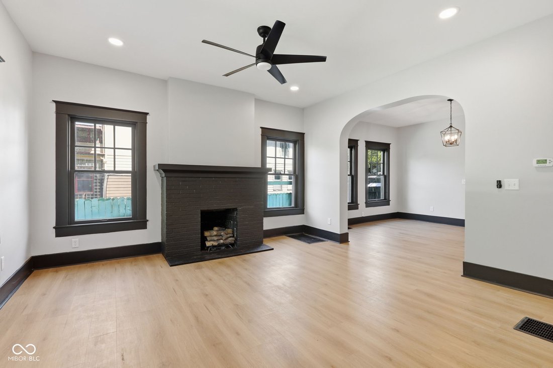 House in Indianapolis, Indiana, United States 3 - 18177894