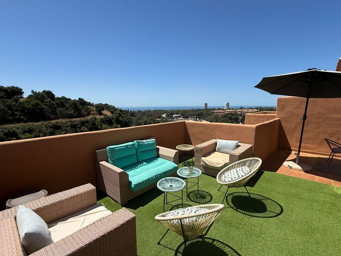 Penthouse in Elviria-Cabopino, Marbella, Spain 1 - 18181190