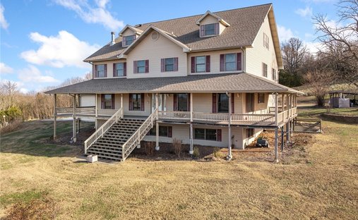 House in Marshall, Arkansas, United States 1