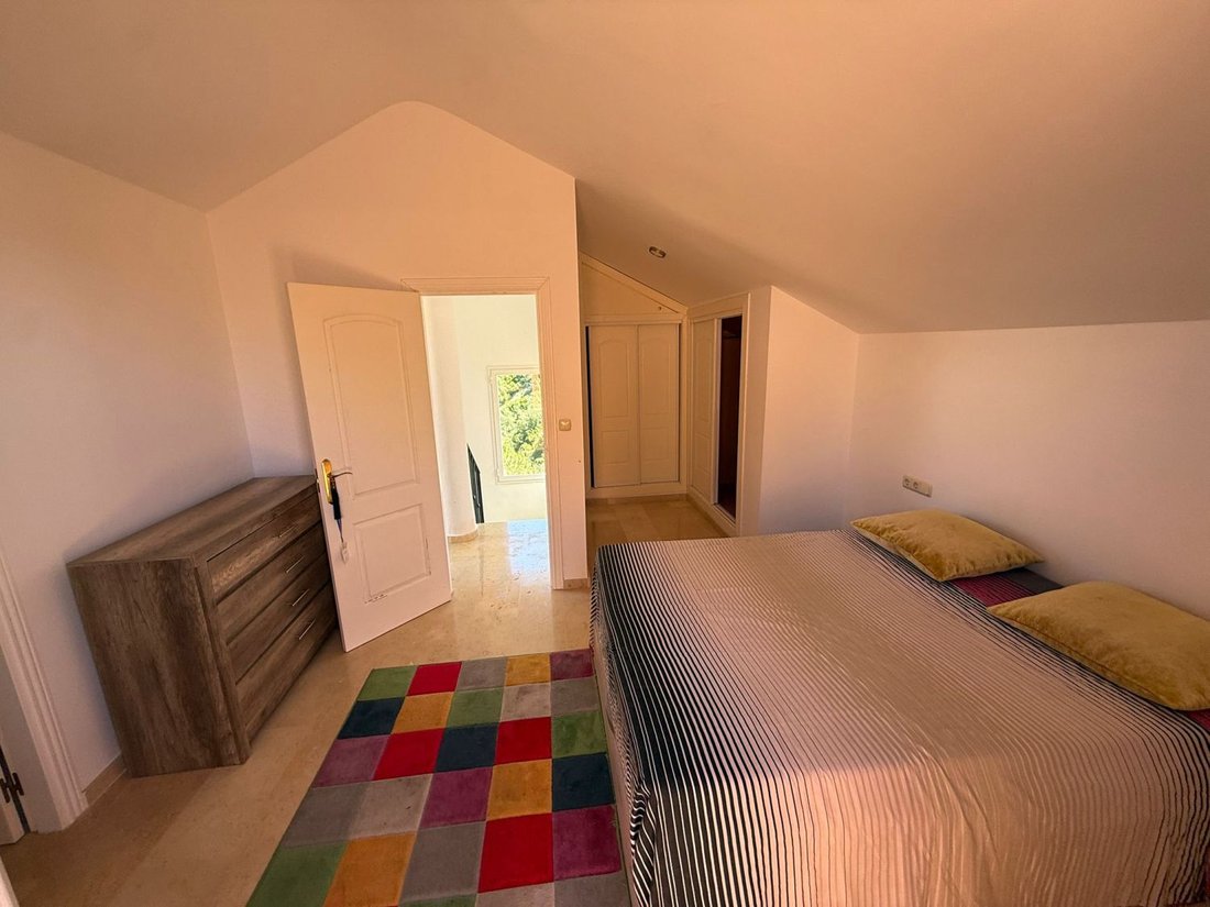 Penthouse in Elviria-Cabopino, Marbella, Spain 5 - 18181190