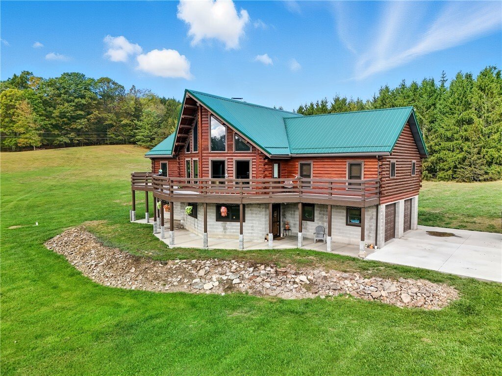 House in Reynoldsville, Pennsylvania, United States 3 - 18180708