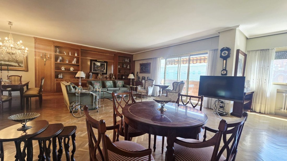 Wohnung in Chamberí, Madrid, Spanien 4 - 18054175