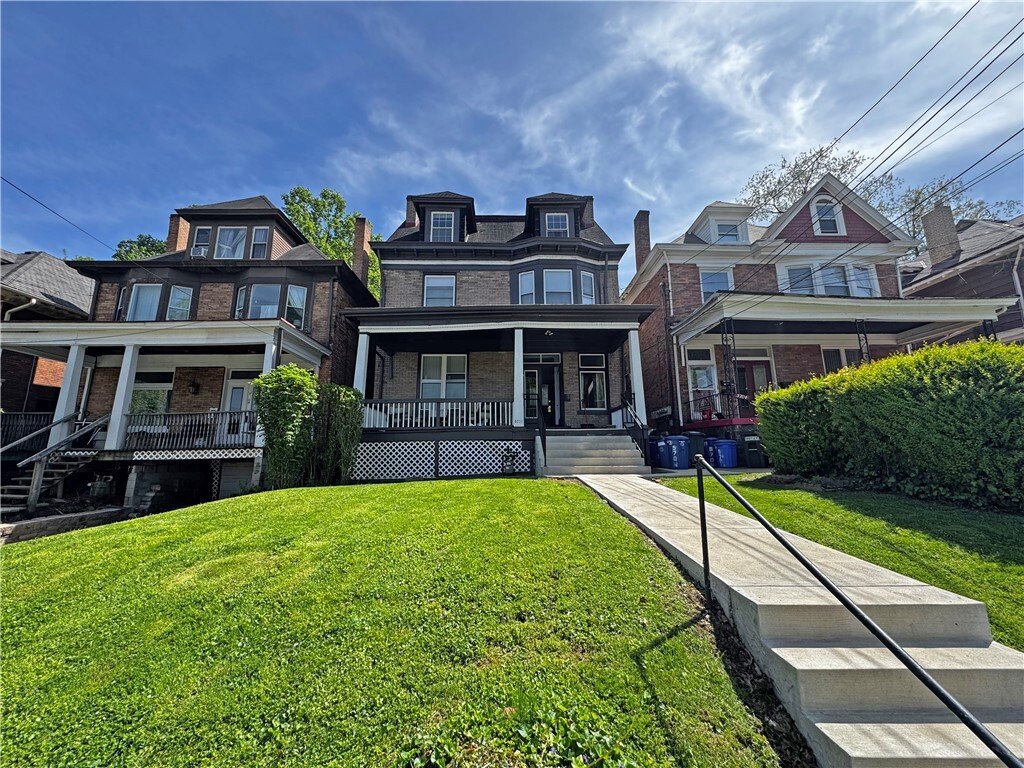House in Pittsburgh, Pennsylvania, United States 1 - 18180399