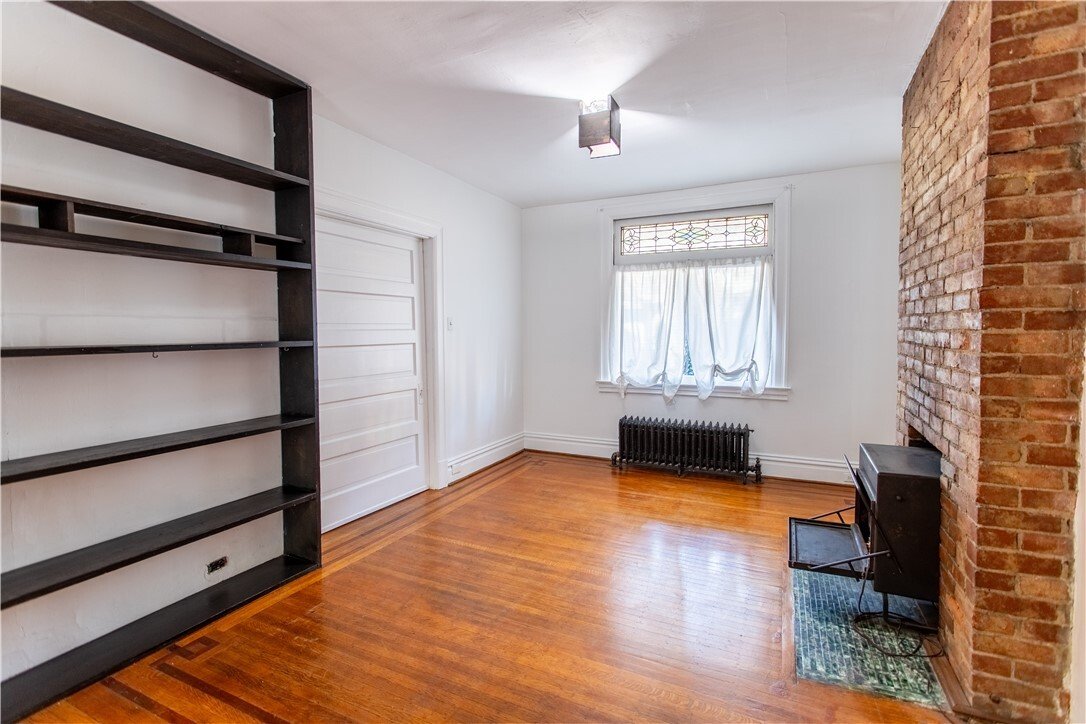 House in Pittsburgh, Pennsylvania, United States 4 - 18180998