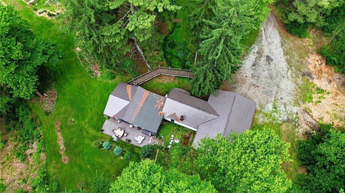 House in Gibsonia, Pennsylvania, United States 2 - 18180781