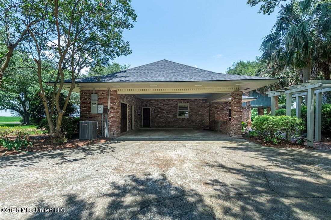 House in Ferriday, Louisiana, United States 3 - 18179102