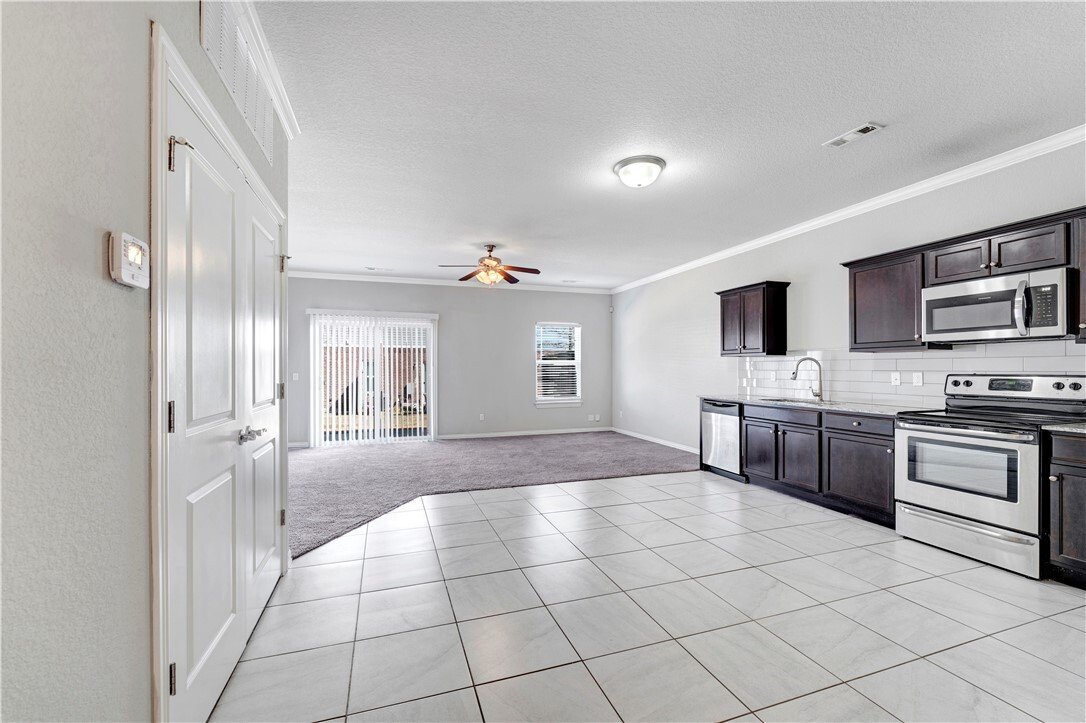 Condo in Rogers, Arkansas, United States 5 - 18179249