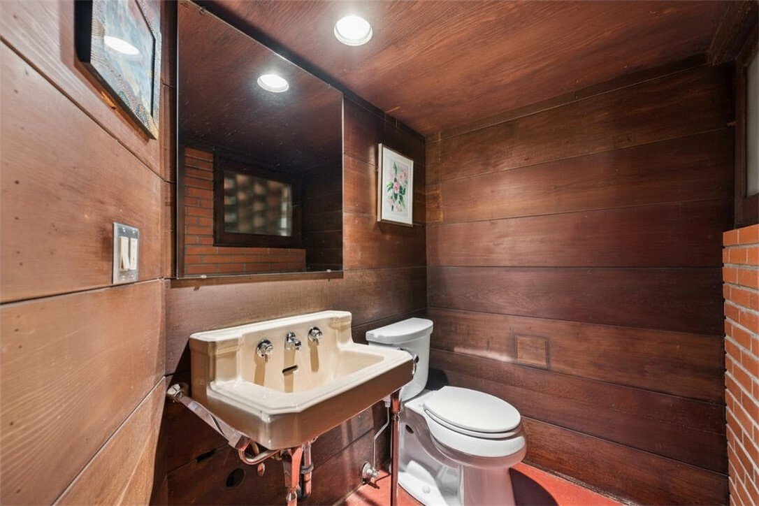 House in Pittsburgh, Pennsylvania, United States 5 - 18180675