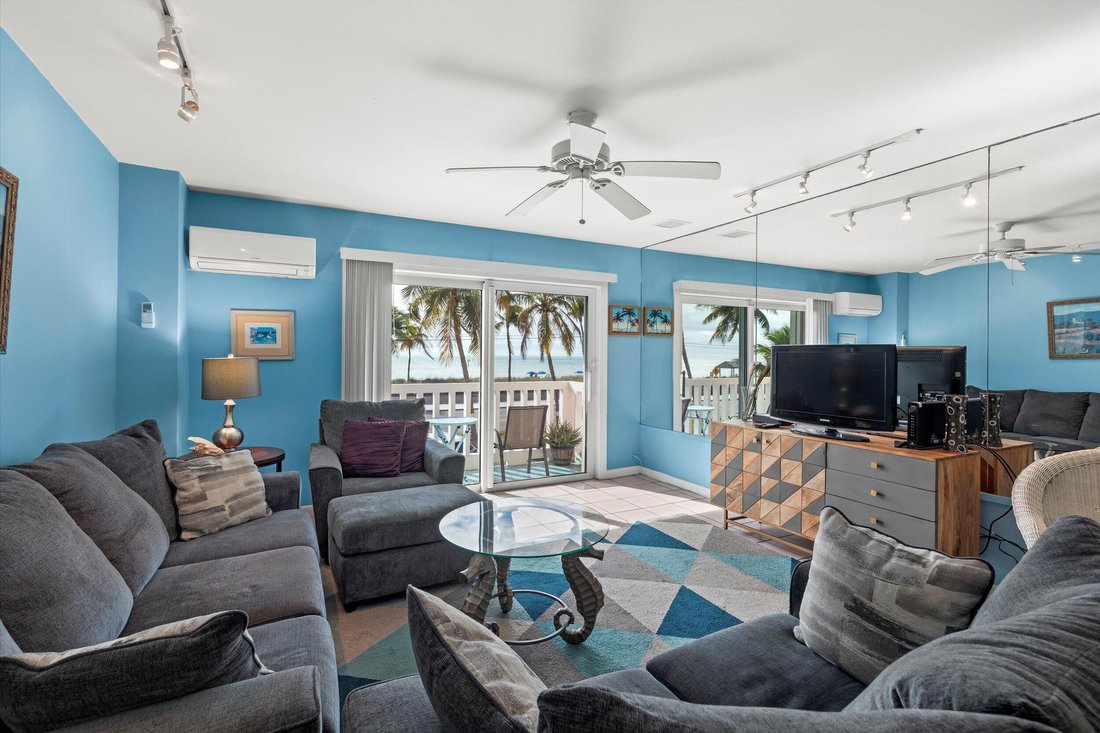 Condo in Key West, Florida, United States 2 - 18181305