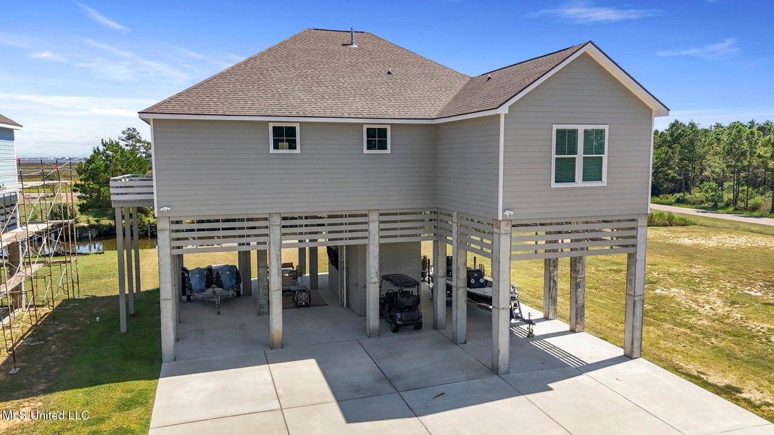 House in Diamondhead, Mississippi, United States 3 - 18178684