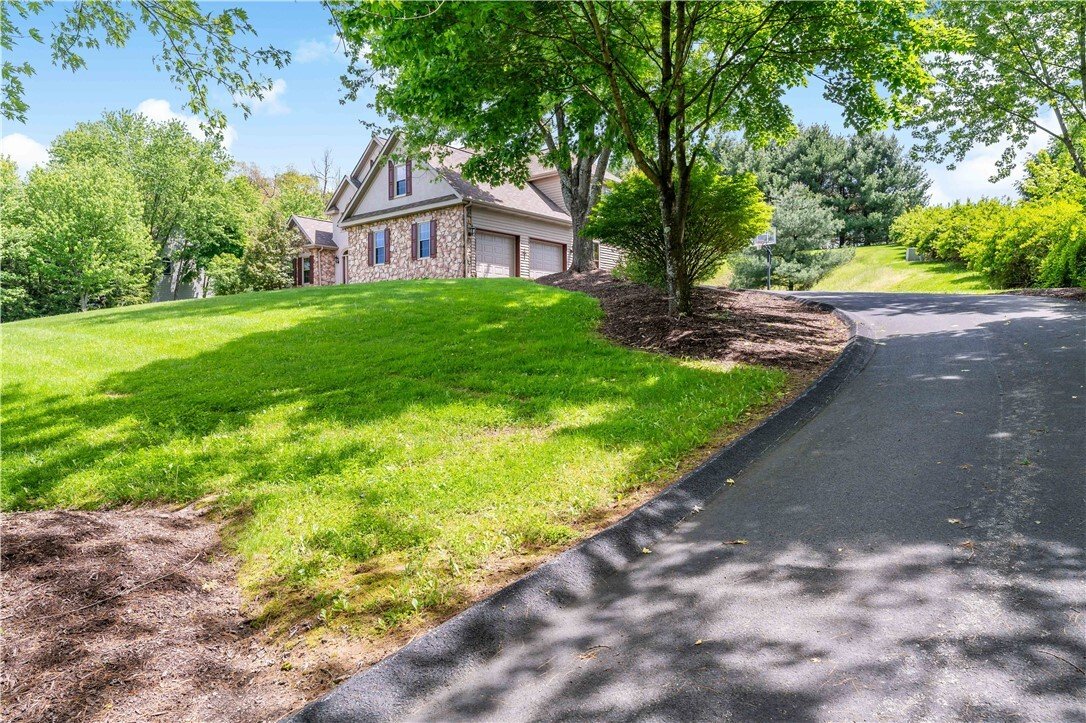 House in Nixon, Pennsylvania, United States 3 - 18180776