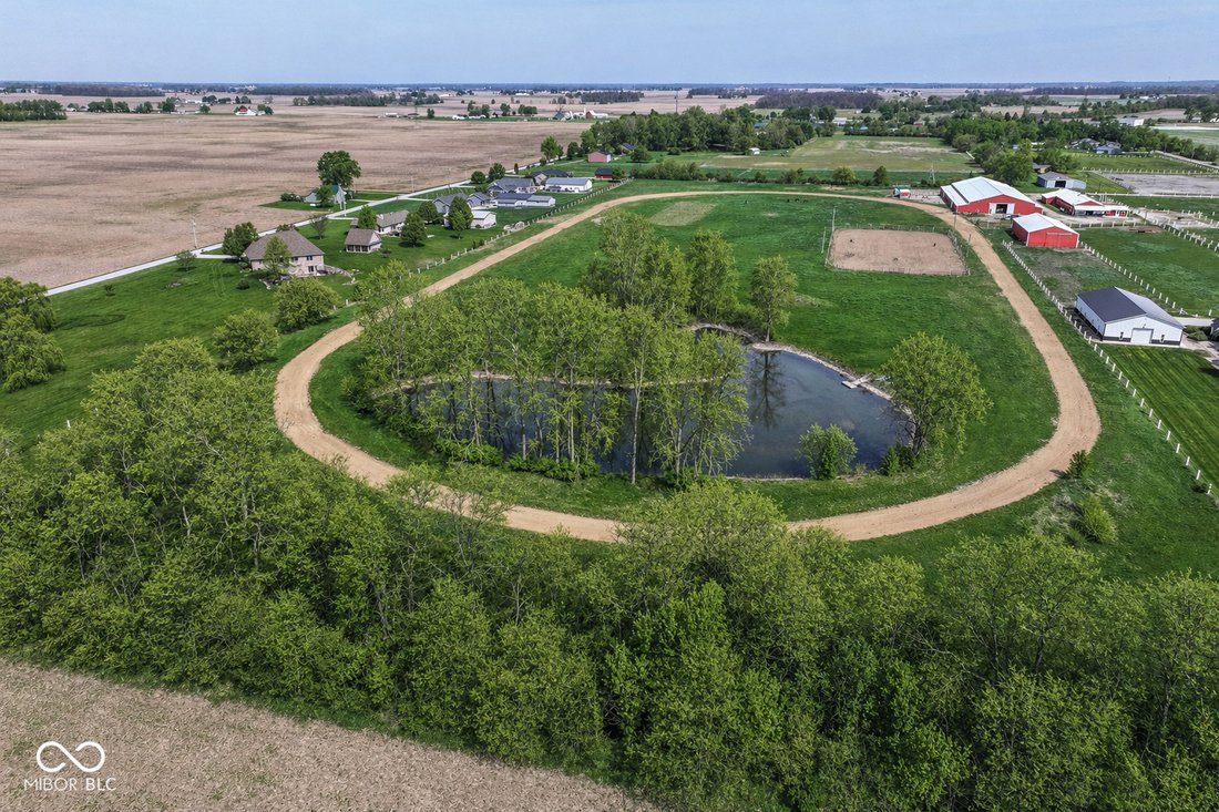 House in Muncie, Indiana, United States 3 - 18177593