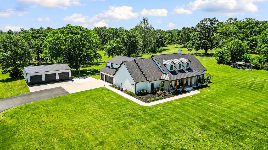 House in Maysville, Arkansas, United States 2 - 18179830