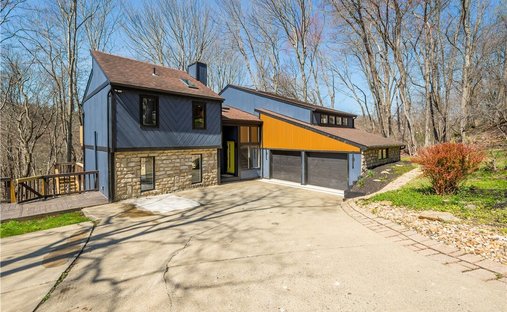 House in Franklin Park, Pennsylvania, United States 1