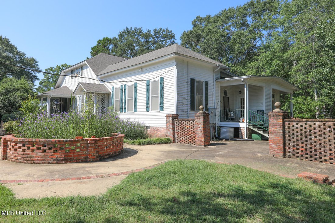 House in Canton, Mississippi, United States 5 - 18178951