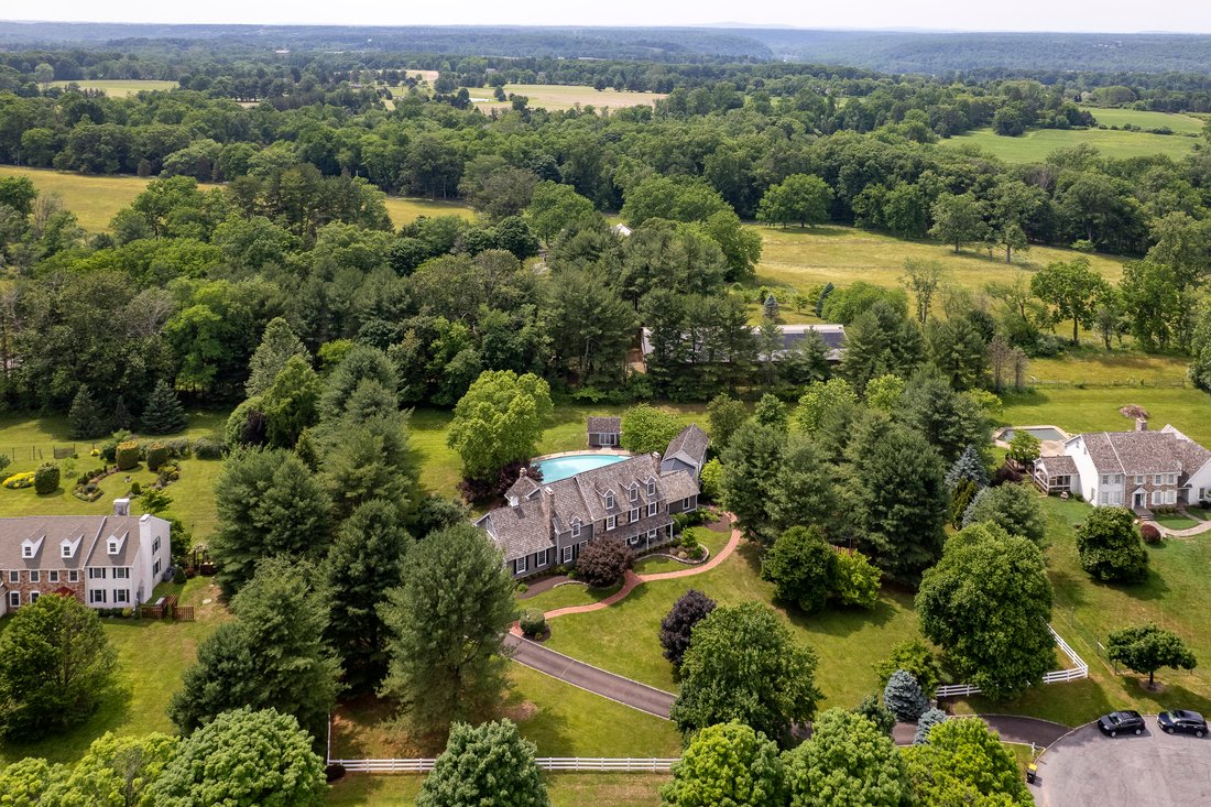 House in Solebury, Pennsylvania, United States 1 - 18181412