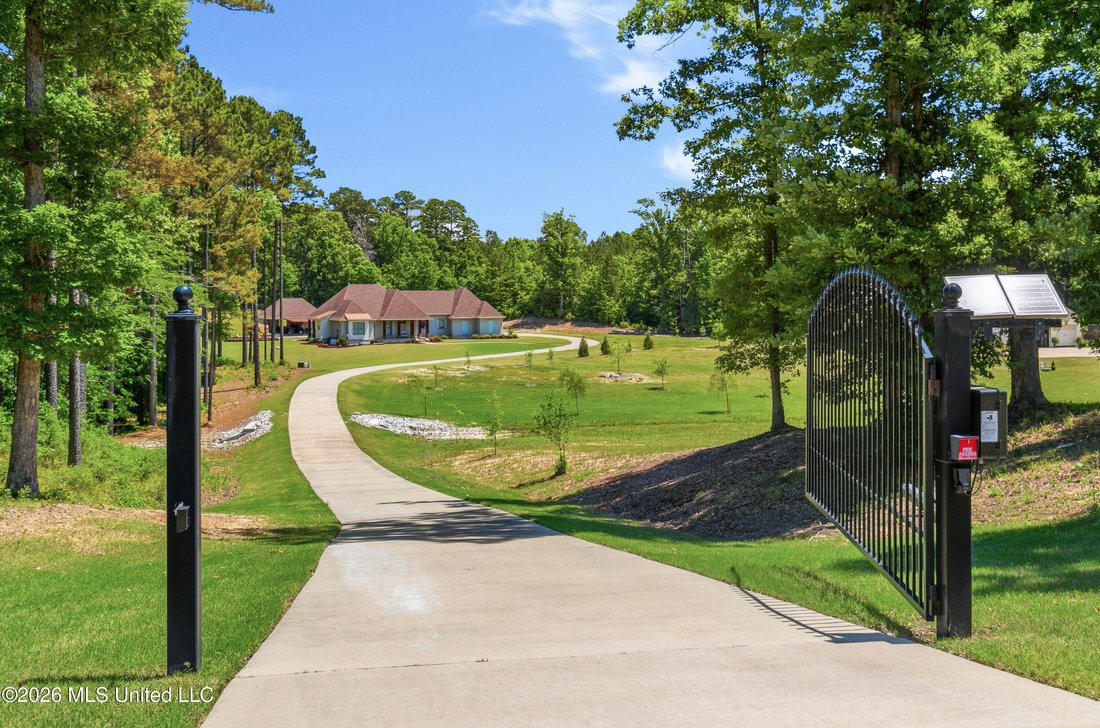 House in Brandon, Mississippi, United States 1 - 18179827