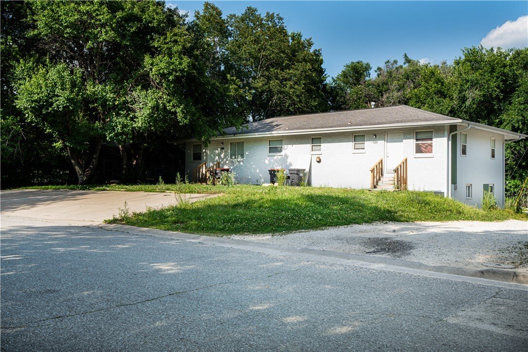 Springdale, Arkansas, United States 2 - 18179302
